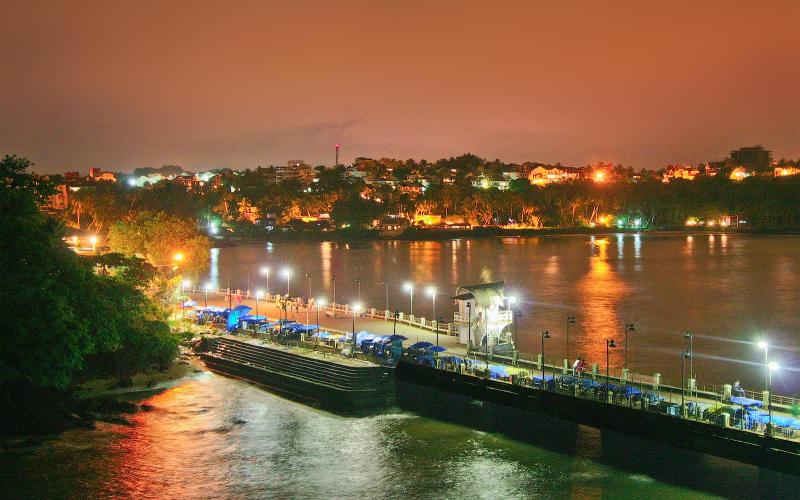 Dona Paula Beach ( Panaji - Goa )