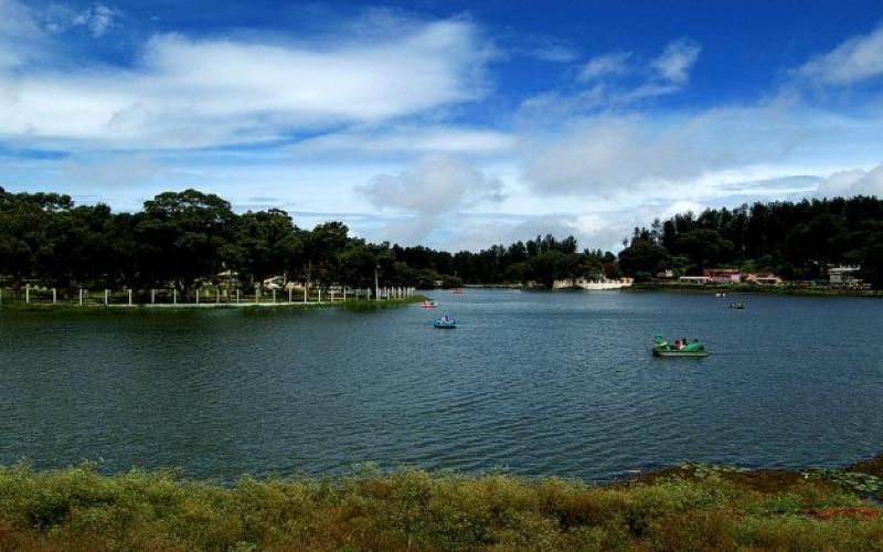 YERCAUD LAKE