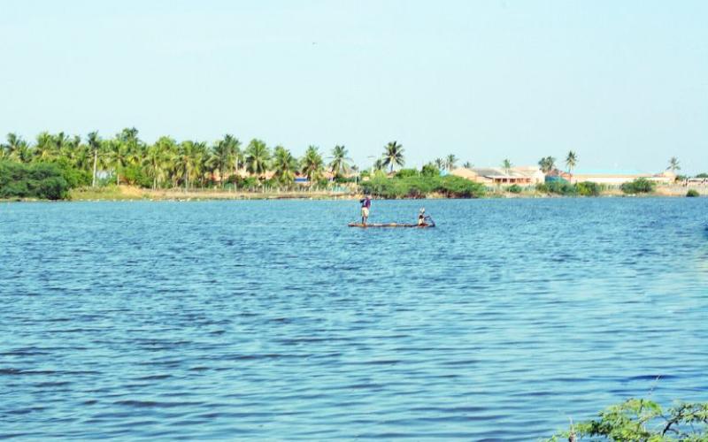 MUTTUKKADU BACKWATERS BOATING