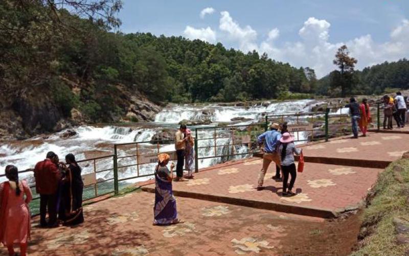 PYKARA FALLS, OOTY (UDHAGAMANDALAM)