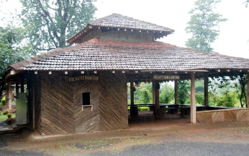 Vasona Lion Safari ( Maghval - DADRA & NAGAR HAVELI)