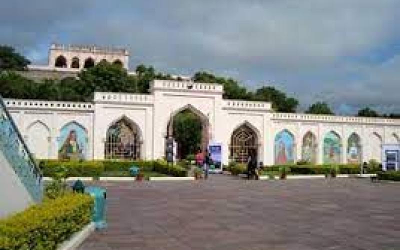 Taramati Baradari Cultural Complex 
