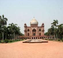 Safdarjung Tomb